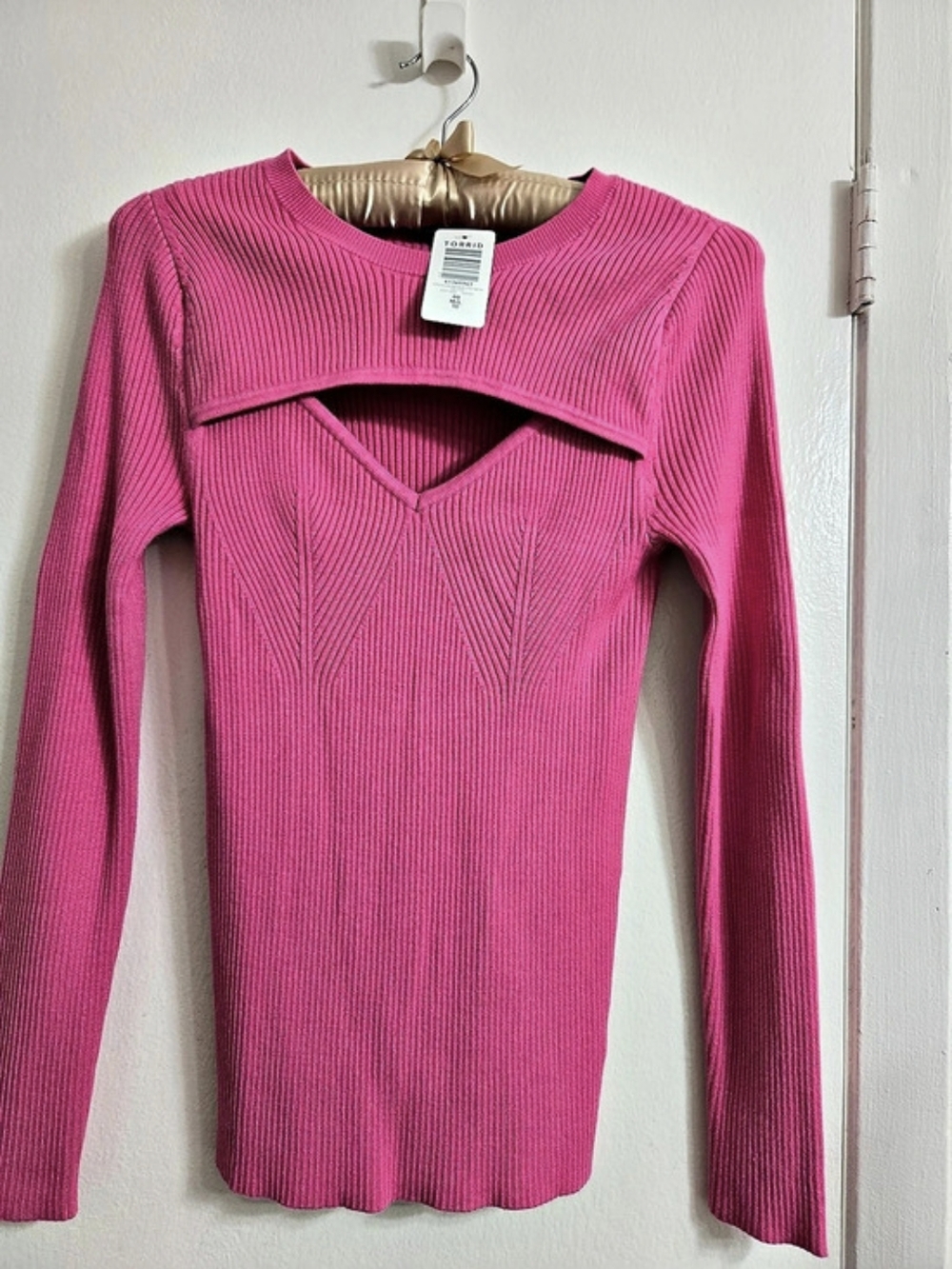 Torrid Fitted Pullover Sweetheart Cutout Sweater Fitted Sweetheart Cutout
